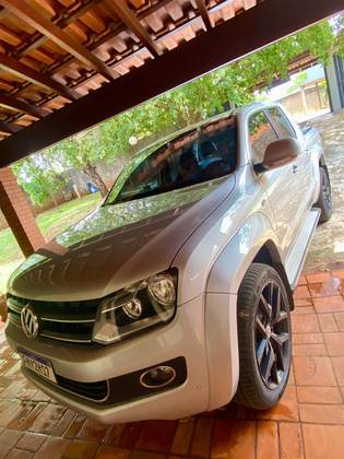 VOLKSWAGEN AMAROK 2.0 HIGHLINE 4X4 CD 16V TURBO INTERCOOLER DIESEL 4P AUTOMÁTICO